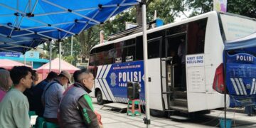 Antrean Mengular di SIM Keliling Bandung, Warga Padati Layanan Perpanjangan SIM