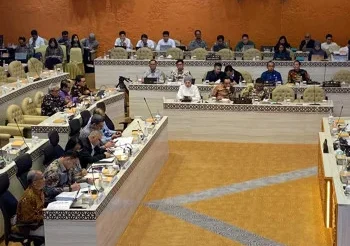 DPR dan Pemerintah Mulai Bahas Revisi UU LLAJ, Aturan Ojol hingga Sanksi ODOL Jadi Sorotan