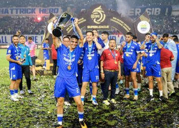Persib Bandung Resmi Juara Super League 2025/2026, Bobotoh Rayakan Hattrick Bersejarah