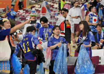Suporter Jepang Kembali Jadi Sorotan Dunia, Aksi Bersih-Bersih Stadion Usai Laga Piala Dunia 2026 Tuai Pujian