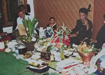 Tarawangsa, Warisan Sunda Buhun yang Menembus Zaman, Dari Ritual Sakral Masyarakat Agraris hingga Menjadi Identitas Budaya Jawa Barat