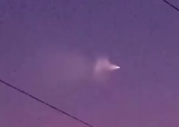 Bukan UFO, Objek Bercahaya di Langit Indonesia Ternyata Roket China